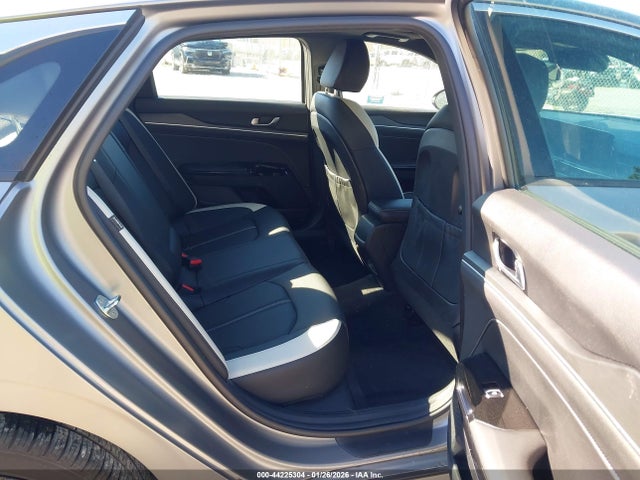 KNAG64J73S5291855 KIA K5 Gt-line
