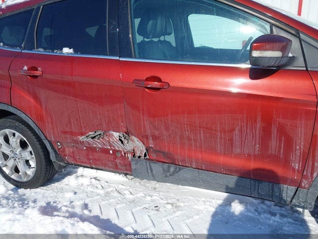2014 Ford Escape Titanium მანქანა იყიდება აუქციონზე, vin: 1FMCU9J98EUC35776, აუქციონის ნომერი: 44225330