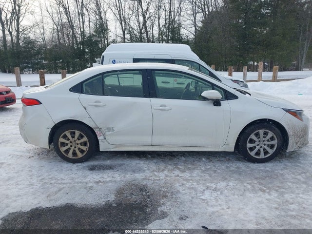 JTDEPRAE1LJ096512 Toyota COROLLA LE