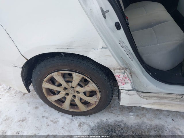 JTDEPRAE1LJ096512 Toyota COROLLA LE