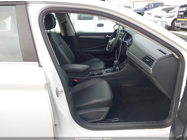 3VWCB7BU0KM197054 Volkswagen Jetta 1.4t R-line/1.4t S/1.4t Se
