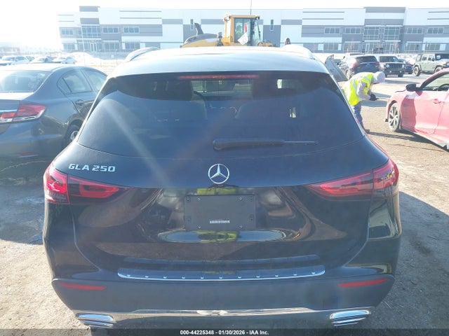 Продажа на аукционе авто 2023 Mercedes-benz Gla 250, vin: W1N4N4GB7PJ529573, номер лота: 44225348