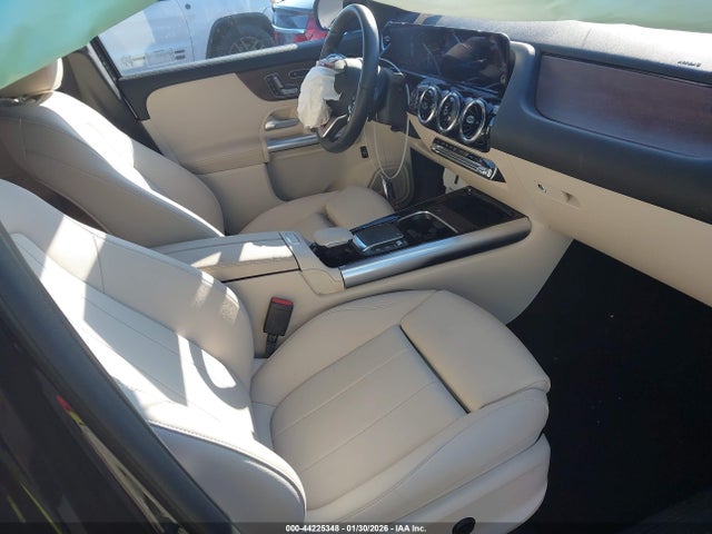 Продажа на аукционе авто 2023 Mercedes-benz Gla 250, vin: W1N4N4GB7PJ529573, номер лота: 44225348
