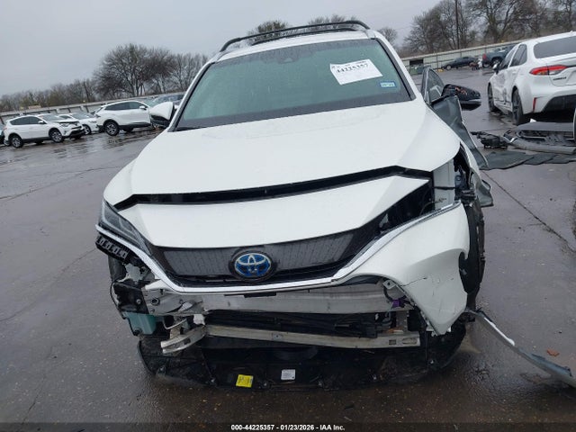 Toyota Venza Xle 2021 JTEAAAAH5MJ056698 Image 13