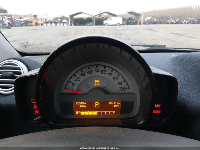 WMEEK3BA1FK826913 Smart Fortwo Passion