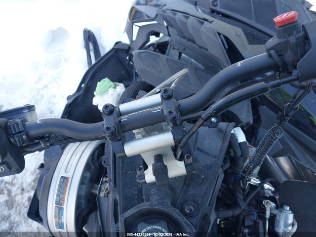 2BPSDARC3RV000049 Ski-Doo Renegade 900x