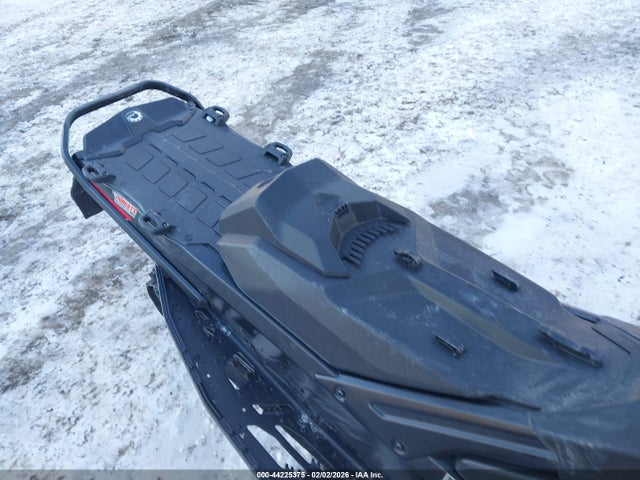 2BPSDARC3RV000049 Ski-Doo Renegade 900x