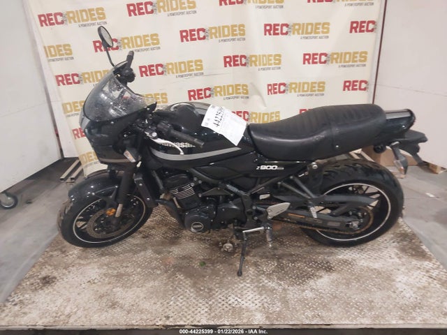 JKAZR2E13NA010222 Kawasaki ZR900