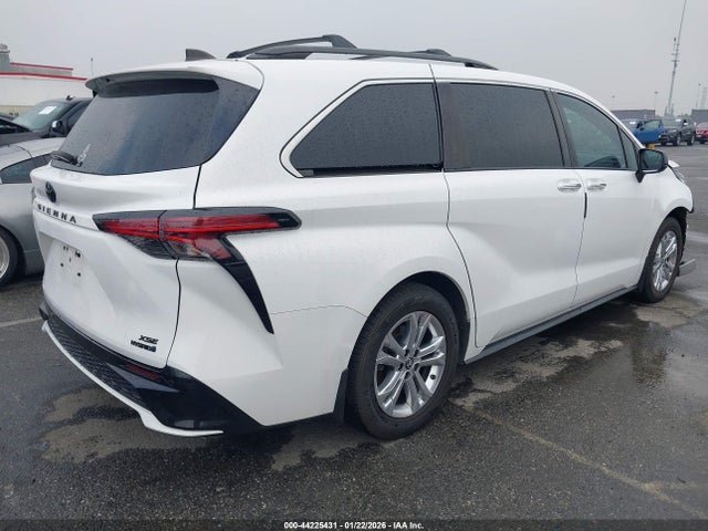 5TDDSKFCXNS052653 Toyota Sienna Xse