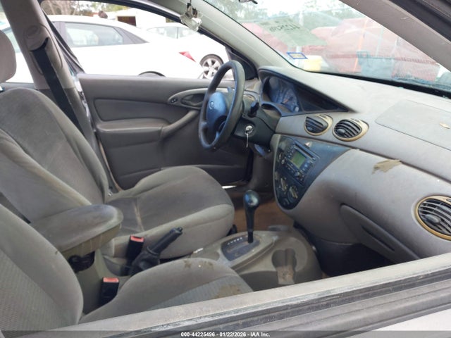 2003 FORD FOCUS 1FAFP34323W284623 Photo 4