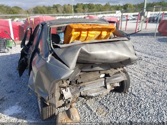 2003 FORD FOCUS 1FAFP34323W284623 Photo 5