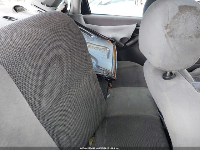 2003 FORD FOCUS 1FAFP34323W284623 Photo 7