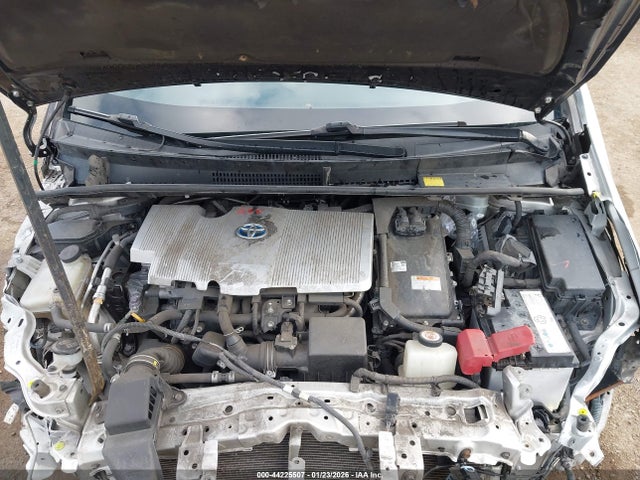 JTDKBRFU4H3578663 Toyota Prius Two