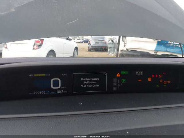 JTDKBRFU4H3578663 Toyota Prius Two