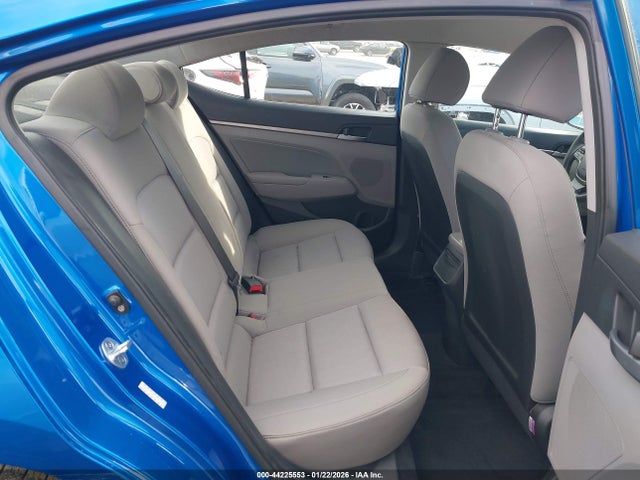 KMHD84LF8HU192690 Hyundai ELANTRA SE