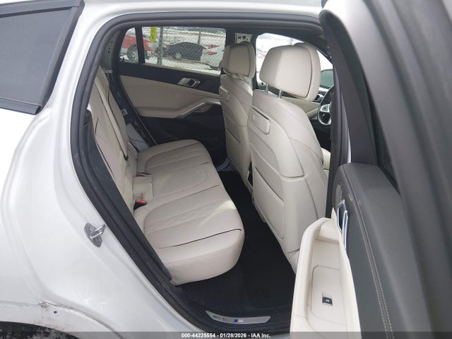 2024 BMW X6 5UX33EX07R9T11293 Photo 7