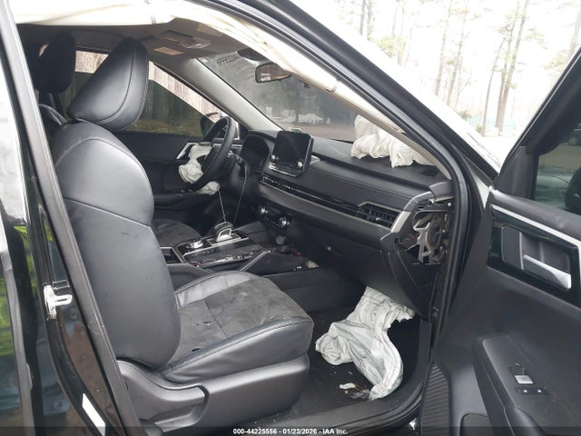 2022 MITSUBISHI OUTLANDER JA4J4UA82NZ084985 Photo 4
