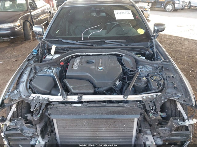 WBAJA5C32HG893745 BMW 530I