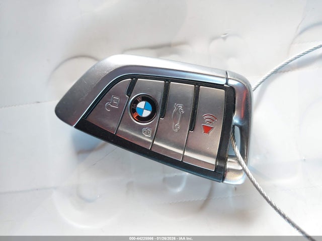 WBAJA5C32HG893745 BMW 530I