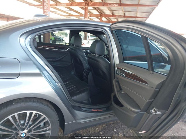 WBAJA5C32HG893745 BMW 530I