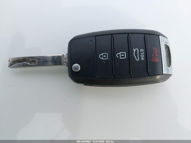 5XXGT4L31GG064463 KIA Optima Lx