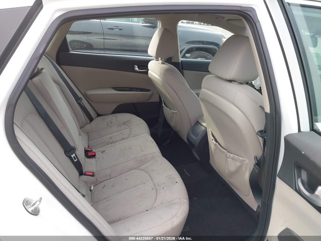 5XXGT4L31GG064463 KIA Optima Lx