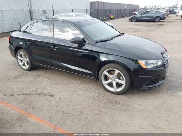 2016 AUDI A3 WAUA7GFF0G1055179 Photo 0