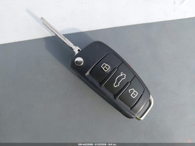 2016 AUDI A3 WAUA7GFF0G1055179 Photo 10