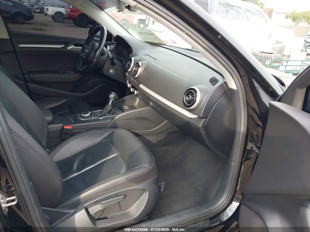 2016 AUDI A3 WAUA7GFF0G1055179 Photo 4