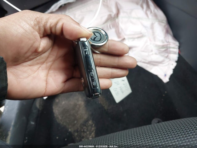 2024 Mazda Cx-30 2.5 S მანქანა იყიდება აუქციონზე, vin: 3MVDMBAM2RM670631, აუქციონის ნომერი: 44225606