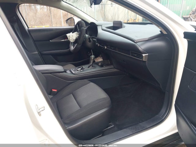 2024 Mazda Cx-30 2.5 S მანქანა იყიდება აუქციონზე, vin: 3MVDMBAM2RM670631, აუქციონის ნომერი: 44225606