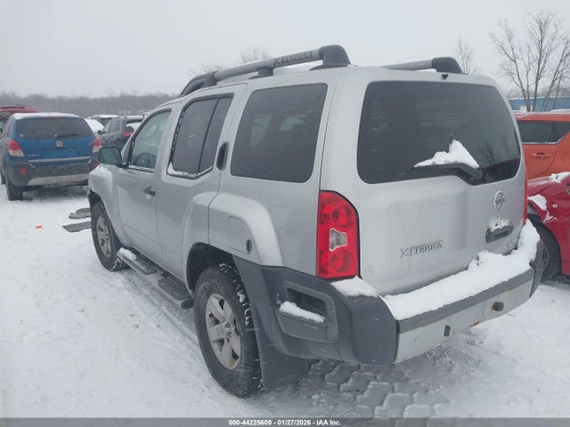 2010 NISSAN XTERRA 5N1AN0NW6AC519097 Photo 2