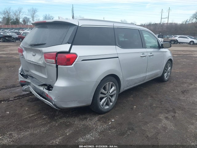 KNDME5C12F6029431 KIA Sedona Sx Luxury