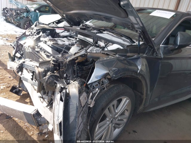 44225624 :رقم المزاد ، WA1BNAFY3J2166526 vin ، 2018 Audi Q5 2.0t Premium/2.0t Tech Premium مزاد بيع