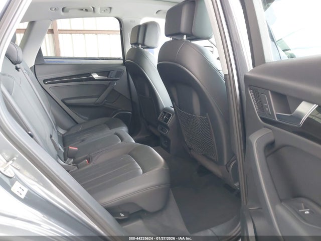 44225624 :رقم المزاد ، WA1BNAFY3J2166526 vin ، 2018 Audi Q5 2.0t Premium/2.0t Tech Premium مزاد بيع