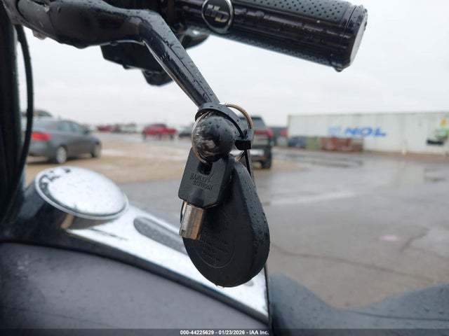 2016 HARLEY-DAVIDSON FLHXS 1HD1KRM12GB682334 Photo 10