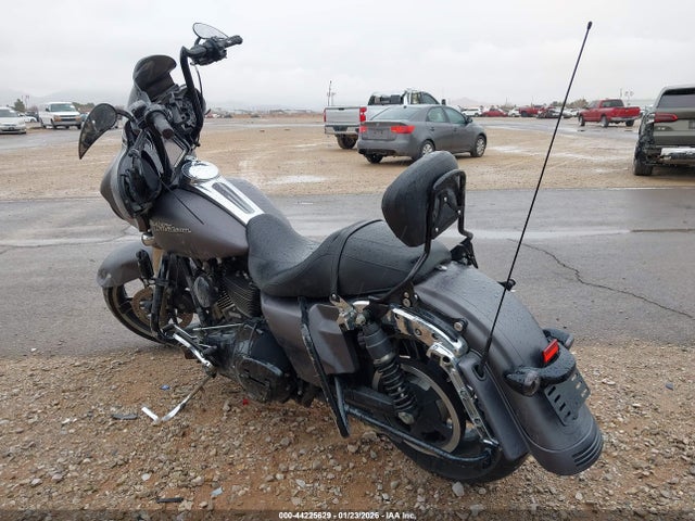 2016 HARLEY-DAVIDSON FLHXS 1HD1KRM12GB682334 Photo 2