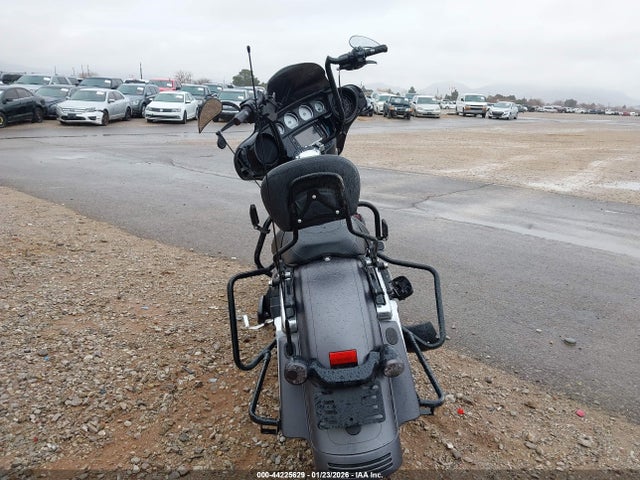 2016 HARLEY-DAVIDSON FLHXS 1HD1KRM12GB682334 Photo 5