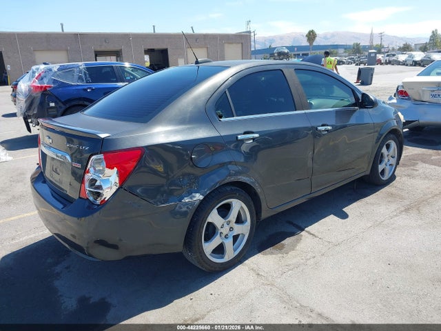 1G1JE5SB6G4140874 Chevrolet Sonic Ltz Auto
