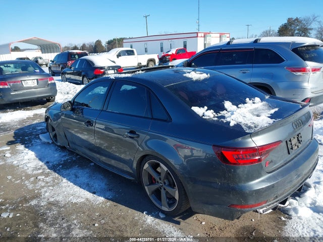 2018 AUDI S4 WAUB4AF4XJA120068 Photo 2