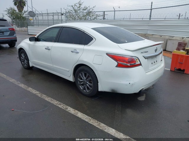 1N4AL3AP2FN904796 Nissan Altima 2.5 S