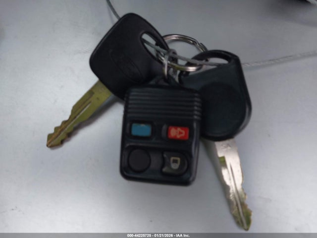 2011 FORD FOCUS 1FAHP3FN1BW135304 Photo 10