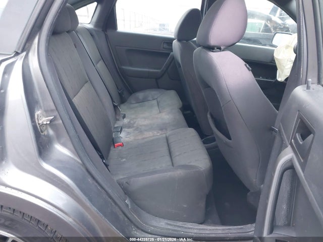 2011 FORD FOCUS 1FAHP3FN1BW135304 Photo 7