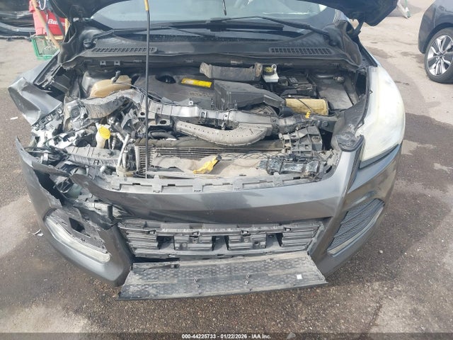 1FMCU0GX9GUB99908 Ford ESCAPE SE