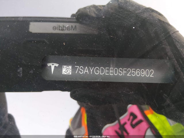 2025 TESLA MODEL Y 7SAYGDEE0SF256902 Photo 8