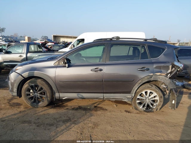 2T3RFREV3JW786954 Toyota Rav4 Adventure