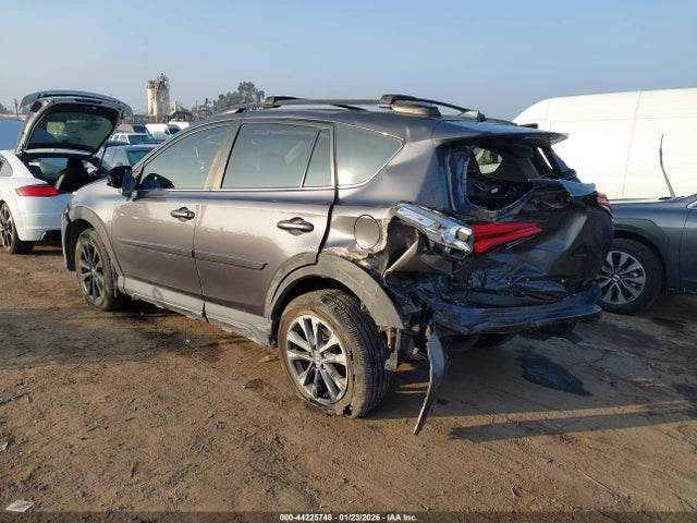 2T3RFREV3JW786954 Toyota Rav4 Adventure
