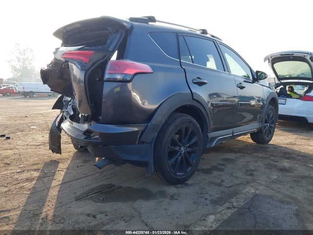 2T3RFREV3JW786954 Toyota Rav4 Adventure