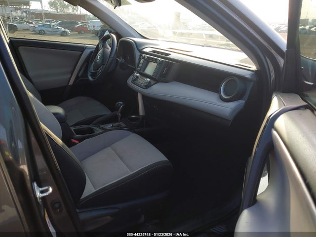 2T3RFREV3JW786954 Toyota Rav4 Adventure