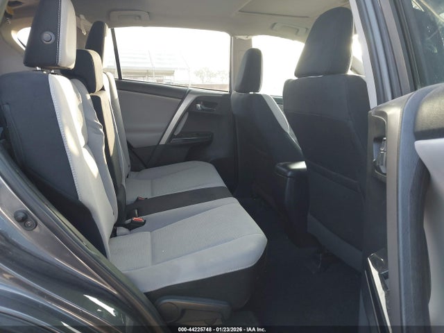 2T3RFREV3JW786954 Toyota Rav4 Adventure